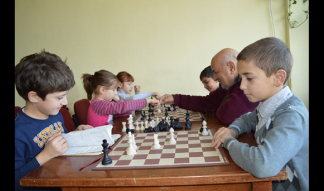 ბავშვთა და მოზარდთა კლუბი